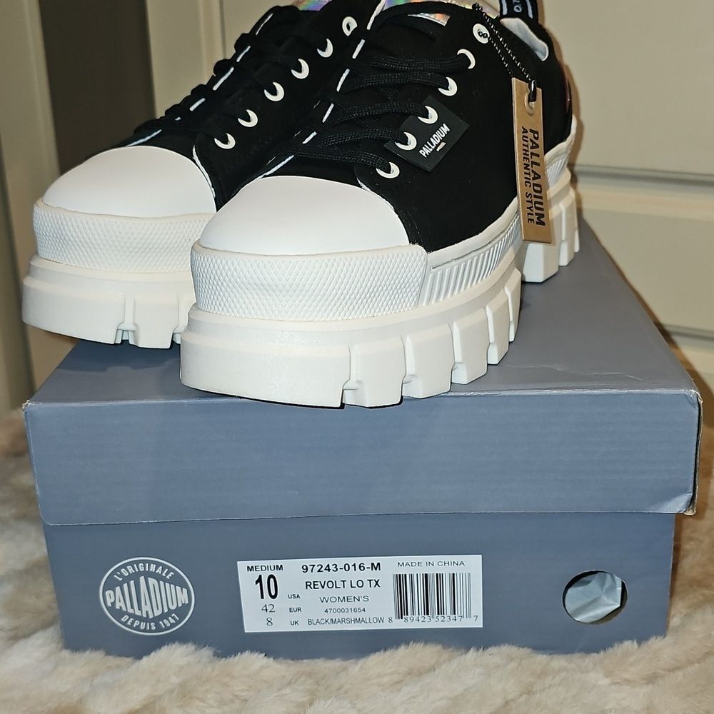Palladium Revolt LO TX Sneakers in Black and Marshmallow